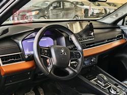 ميتسوبيشي اوتلاندر